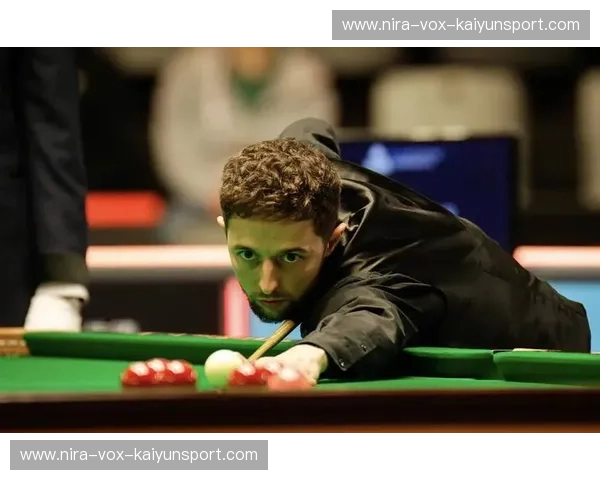 台球转会：明星异动与俱乐部新机遇